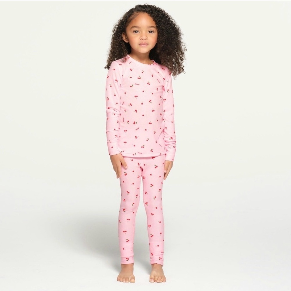 Skims Kids 3T Cherries Leggings NWOT